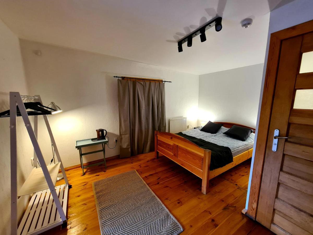 Hotel Oberza Pod Zlotym Prosiakiem Nieborów Esterno foto