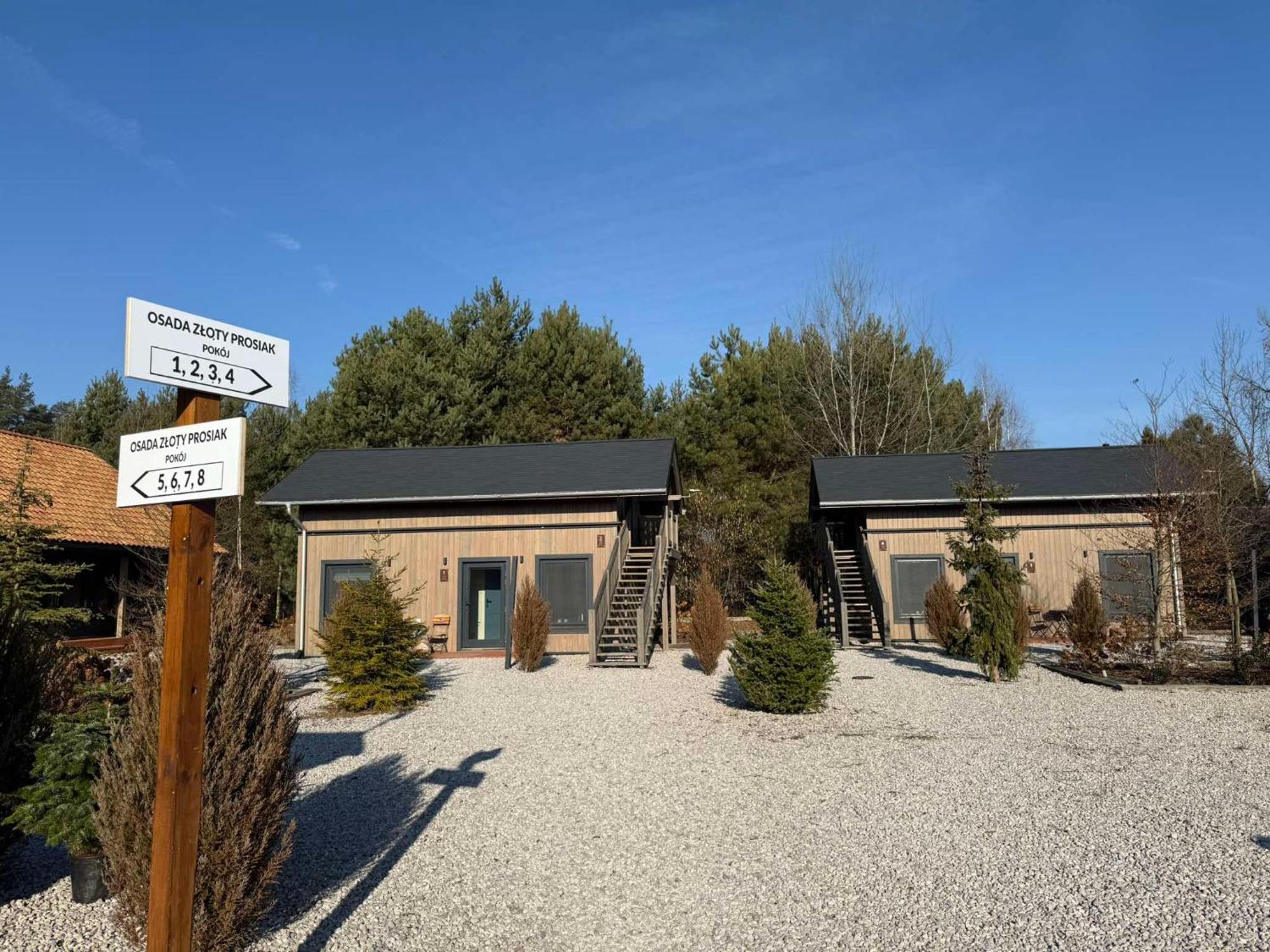 Hotel Oberza Pod Zlotym Prosiakiem Nieborów Esterno foto