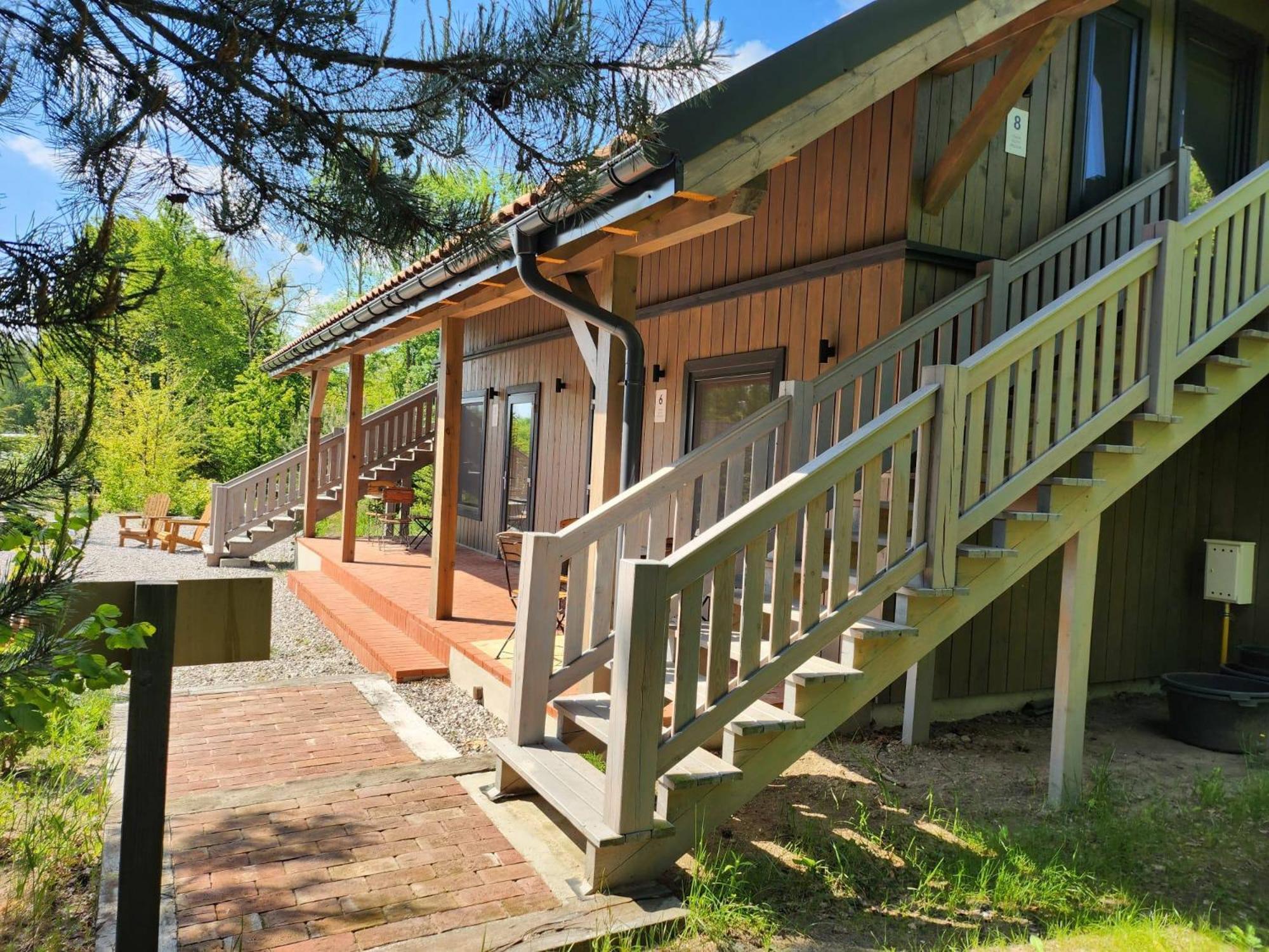 Hotel Oberza Pod Zlotym Prosiakiem Nieborów Esterno foto